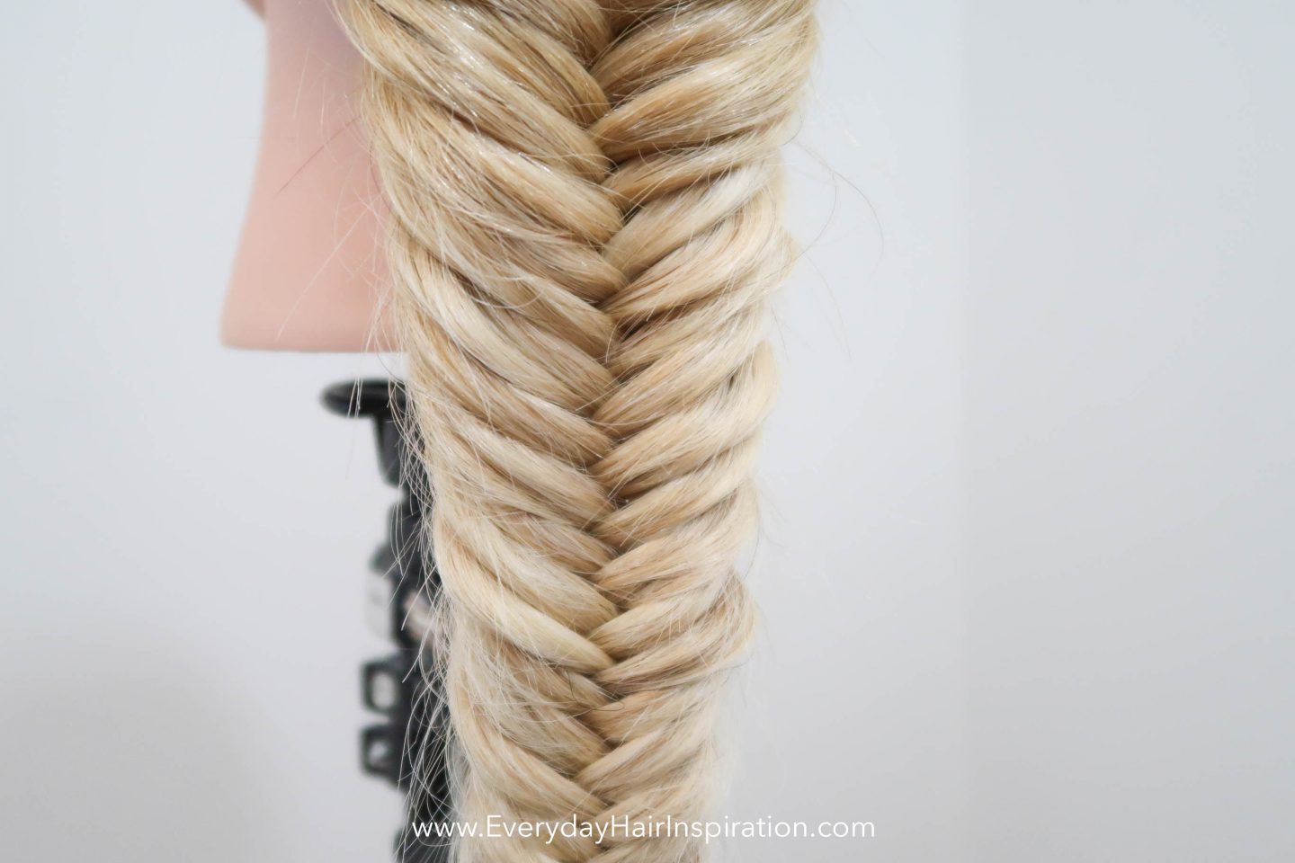 How To Fishtail Braid Everyday Hair Inspiration Fishtail Braid